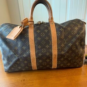 ✈️ Authentic Louis Vuitton Keepall 45